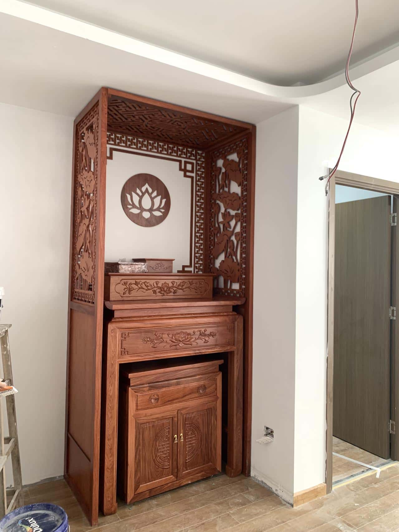 Bàn thờ gỗ đẹp Thịnh Phát MDT20014 - ảnh thu nhỏ 4