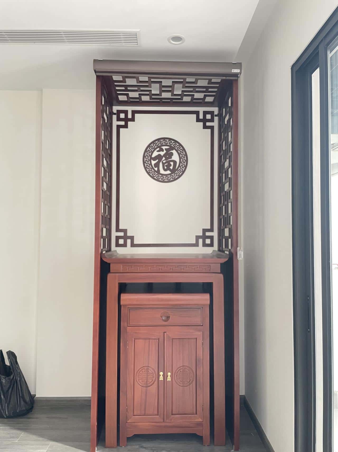 Bàn thờ gỗ đẹp giá tốt - ảnh thu nhỏ 1
