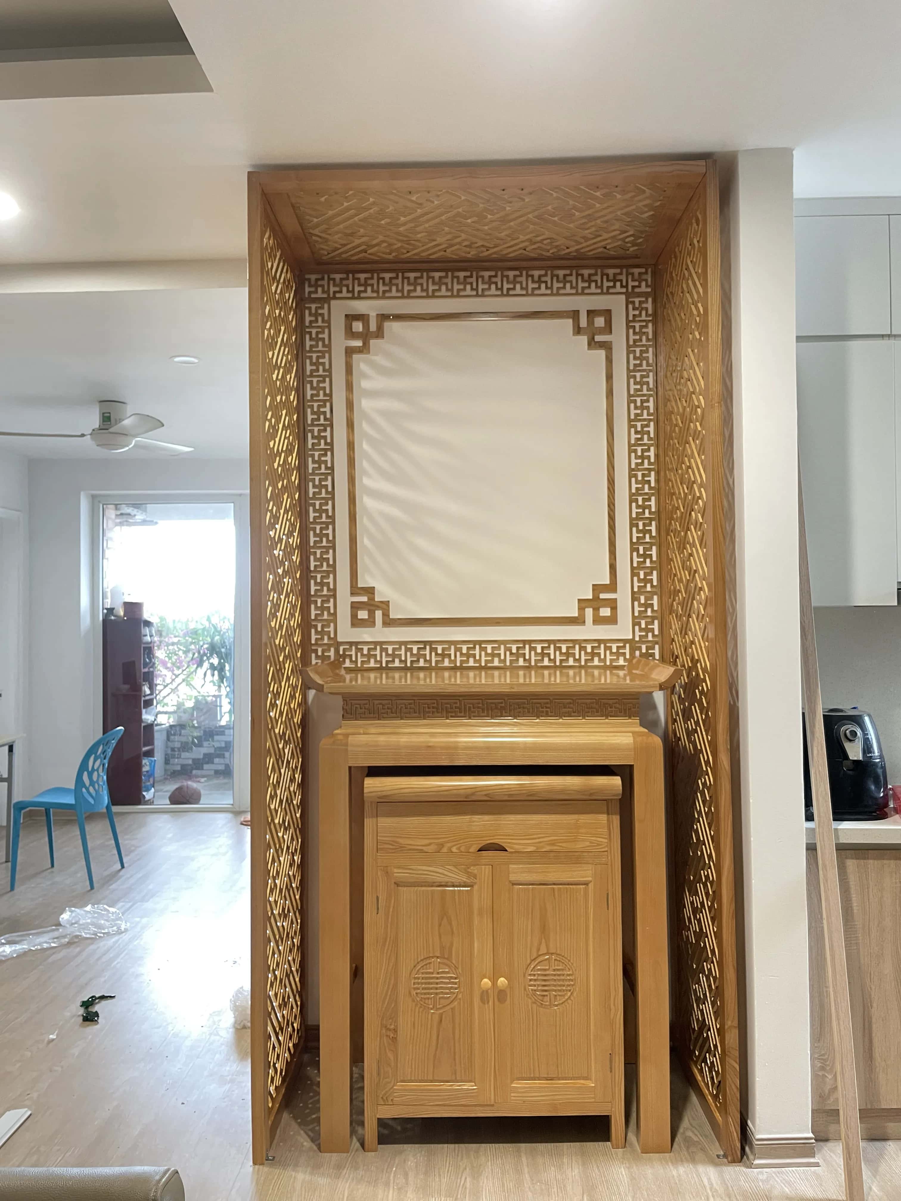 BÀN THỜ ĐẸP GỖ SỒI - ảnh thu nhỏ 3