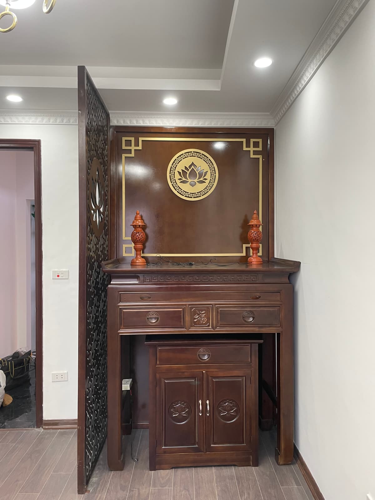 Bàn thờ Thịnh Phát giá tốt