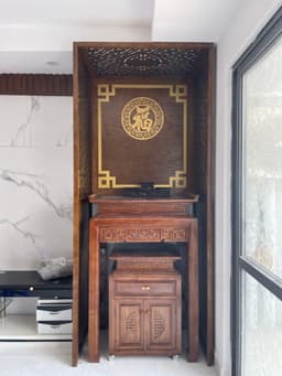 Bàn thờ gỗ Hương cao cấp - 1